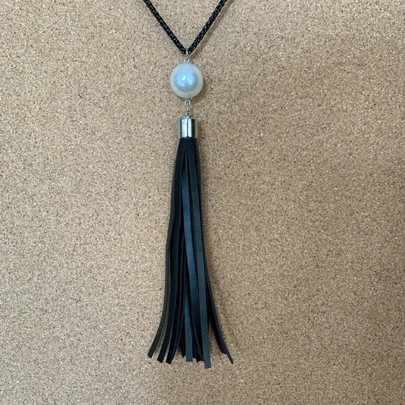 Unique necklace - Picture 2 of 3